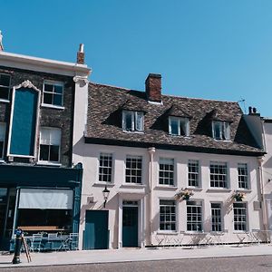 Goldings Public House & Rooms